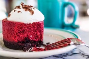 マグノリアベーカリー　レッドベルベッドチーズケーキ