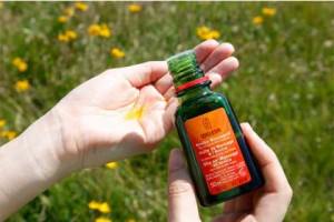 ヴェレダ　オイル　人気 （2）