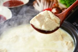 佐嘉平川屋の温泉湯豆腐