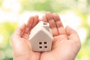 付き添いや家族　見舞い