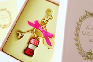 laduree._macaron_keyring