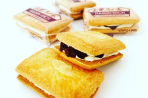 鎌倉小川軒のレーズンウィッチ