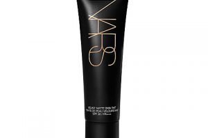 ナーズ,ベルベットマットスキンティント