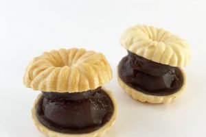 青柳正家,菊最中