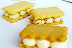 エシレ・パティスリー オ ブールのサブレ サンド