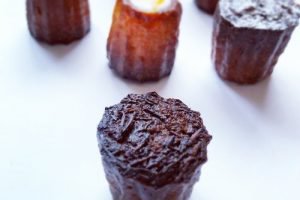 カヌレ堂のカヌレ,ほうじ茶