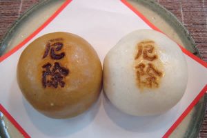 厄除け,饅頭