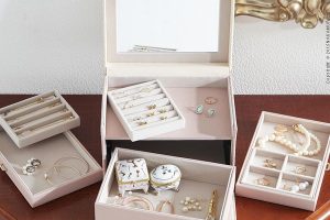 かわいいアクセサリーケース