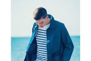 シップスの白スニーカー