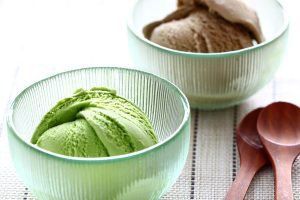 伊藤久右衛門の宇治抹茶アイス＆ほうじ茶アイス