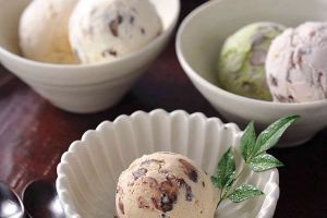 花園万頭のぬれ甘なつとアイス