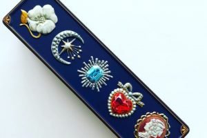 青山デカーボの宝石箱缶