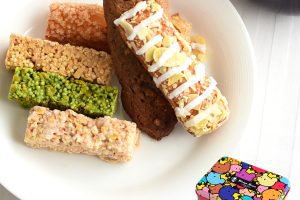 ケーニヒスクローネ,缶入りのお菓子