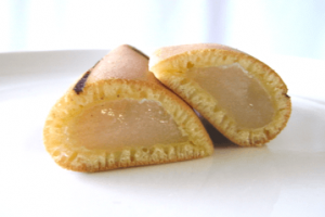 笹屋昌園の鮎のお菓子