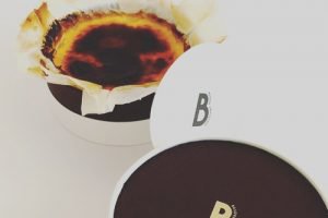 BLANCAのバスクチーズケーキ