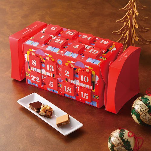 可愛いクリスマスパッケージのお菓子 お配りからギフトまで