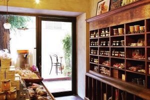 レザベイユ南青山