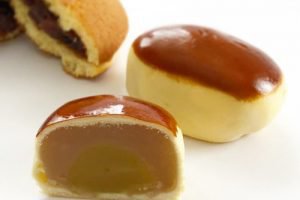 虎ノ門岡埜榮泉の栗饅頭