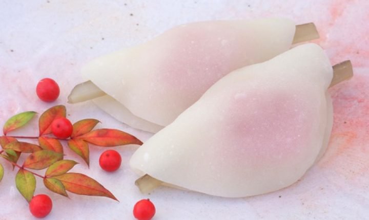 迎春の伝統菓子「花びら餅」がおすすめ!初釜の茶席にも