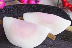 丸三老舗の花びら餅