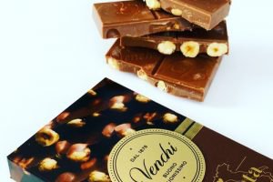 ヴェンキのミルクチョコレート ヘーゼルナッツ バー