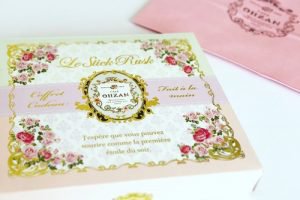 カフェ オウザンのお菓子の箱と紙袋