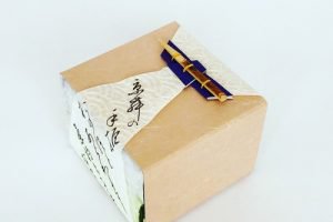 甘春堂の京風和菓子の花見弁当,2段