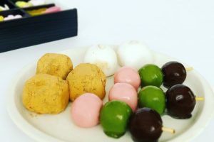 甘春堂の京風和菓子の花見弁当,2段