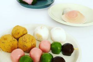 甘春堂の春の和菓子