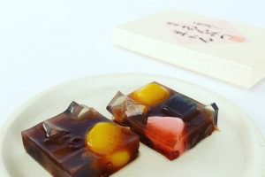 麻布昇月堂,一枚流し麻布あんみつ羊かん