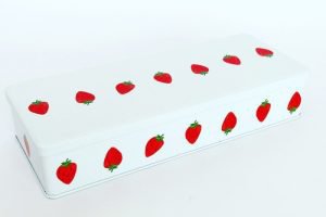 彩果の宝石のいちご缶