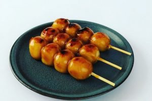 榮太樓總本鋪の繁盛団子