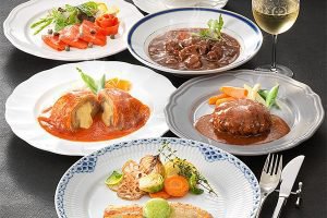 リーガロイヤルホテルのディナーセット