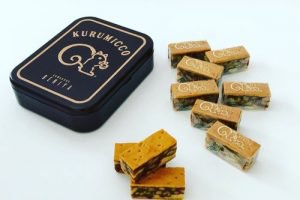 鎌倉紅谷のクルミッ子,缶入り