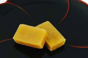 たねやの栗月下