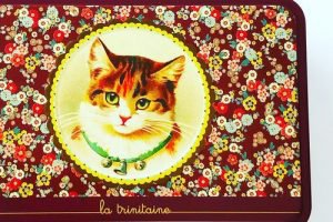 ラ・トリニテーヌのネコ スクエア缶