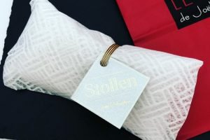 ロブションのシュトーレンの包装とパッケージ