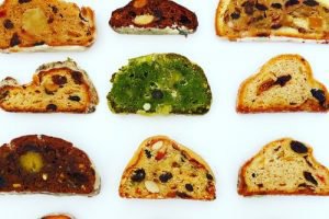 カットしたシュトーレン