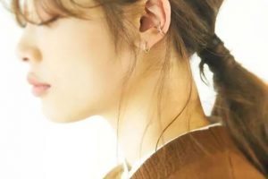 ココシュニックのイヤーカフ