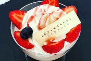 グラマシーニューヨークのケーキ