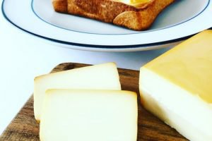 軽井沢いぶる　燻製チーズ（オリジナルブレンド）