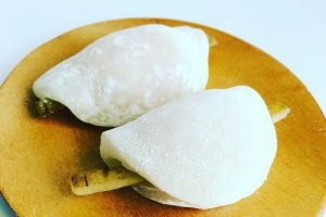 笹屋伊織の花びら餅