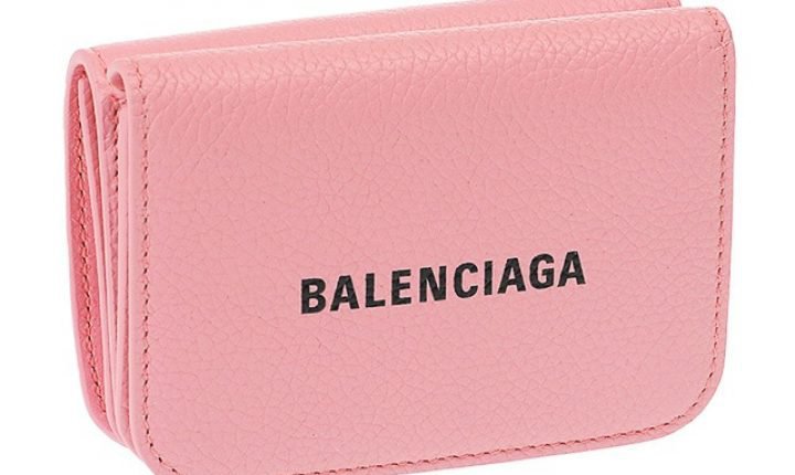 人気のミニ財布ブランド おしゃれで高級感もバッチリ