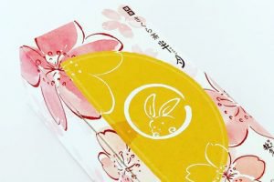 鎌倉五郎本店の鎌倉さくら茶半月