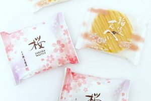 宗家 源吉兆庵の桜ヴァッフェル