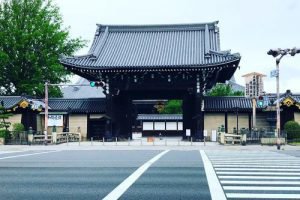 堀川通り,西本願寺