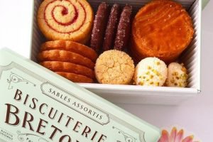 ビスキュイテリエブルトンヌのフィナンシェ