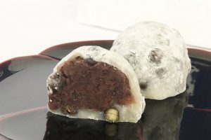 松島屋の豆大福の断面