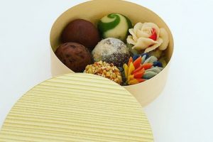 「タケノとおはぎ」のワッパ入りおはぎ