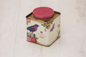 デンメアティーハウスのノスタルジーバード缶